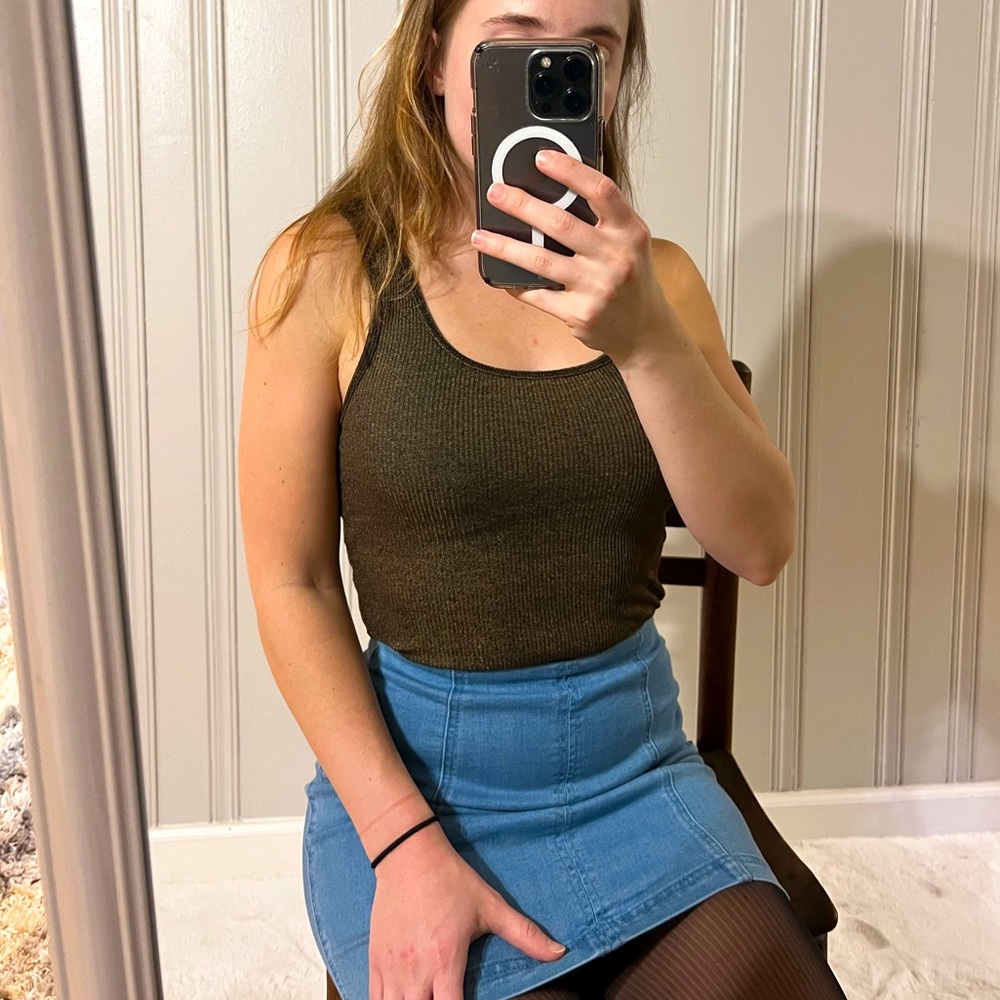 Gold and brown tank top   Size: small